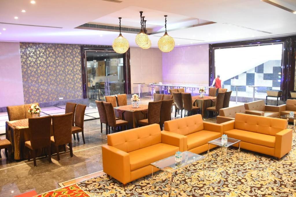 The Grand Village Moradabad Εξωτερικό φωτογραφία