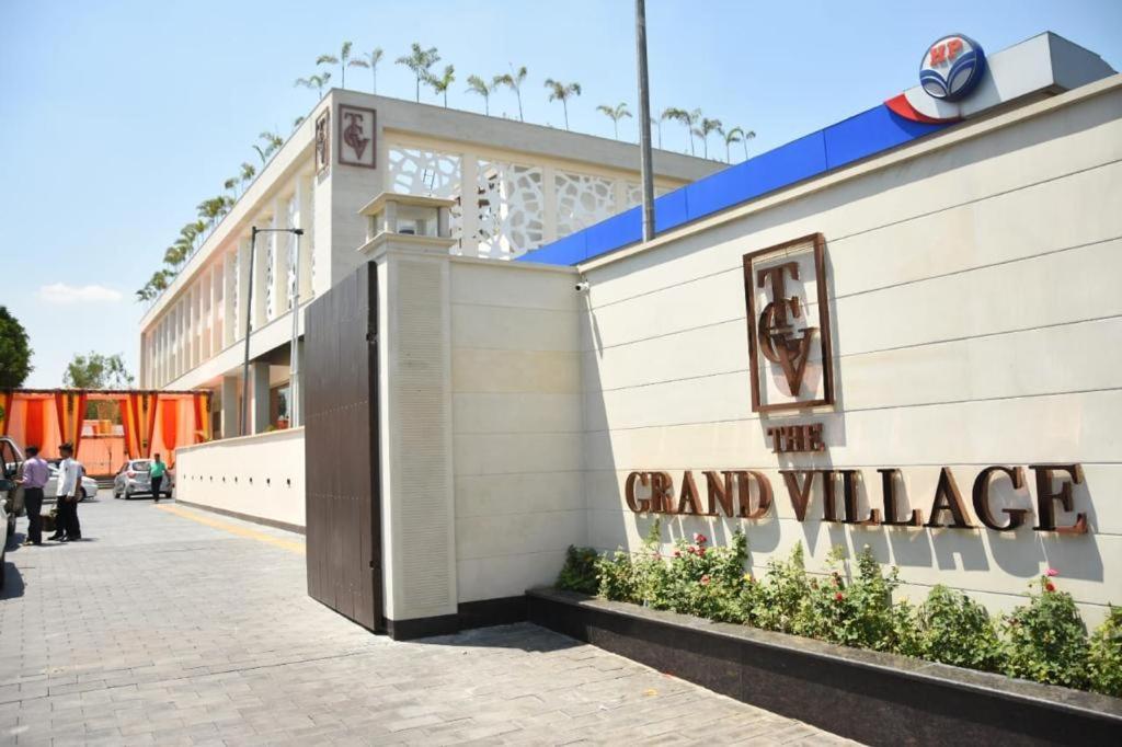 The Grand Village Moradabad Εξωτερικό φωτογραφία